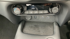 Nissan Juke 1.6 Hybrid N-Connecta 5dr Auto Hybrid Hatchback